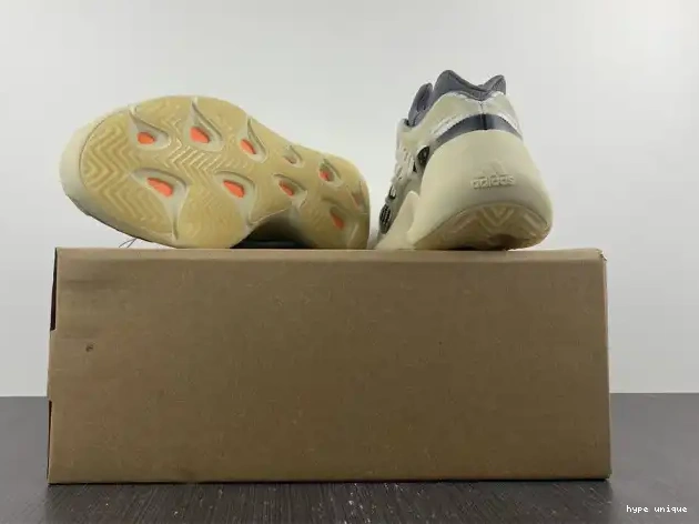 hype ID1674 Adidas Salt Yeezy Fade V3 700 0528